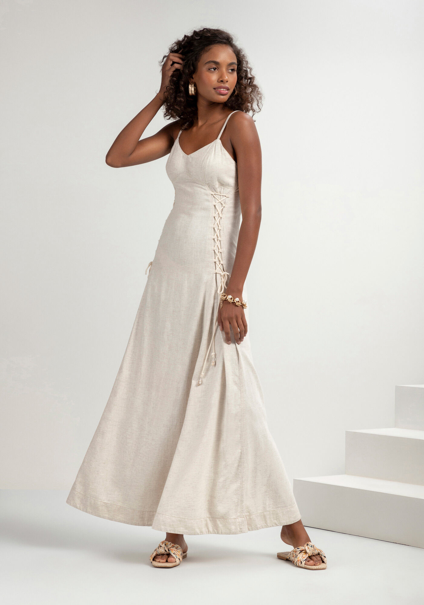 Vestido clearance evase branco