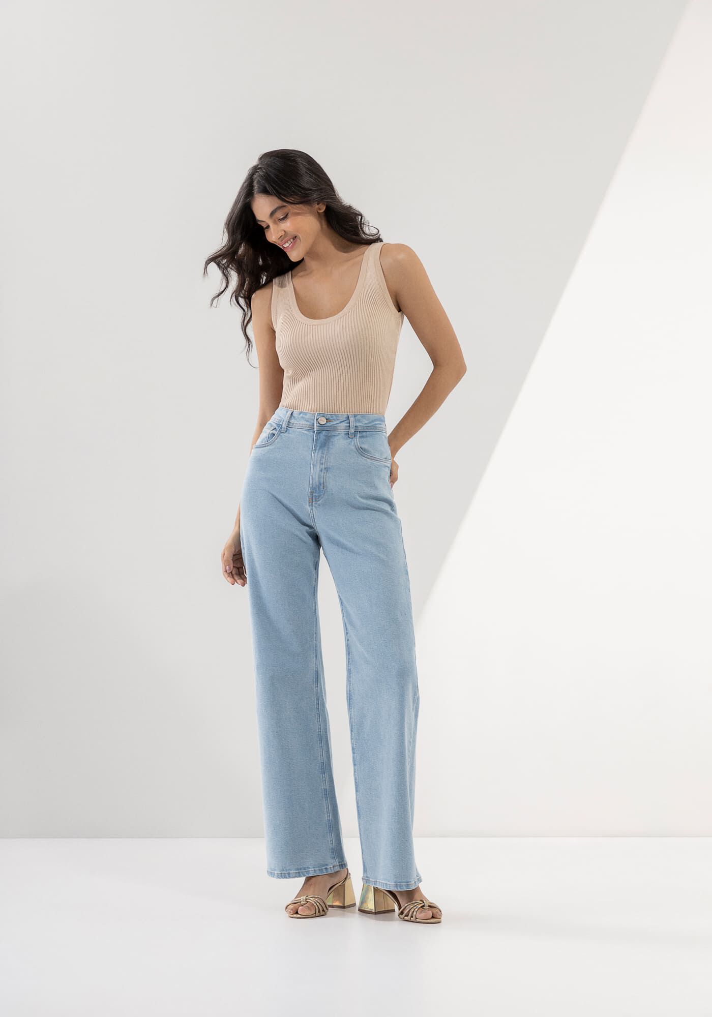 Calça jeans para pessoas clearance altas