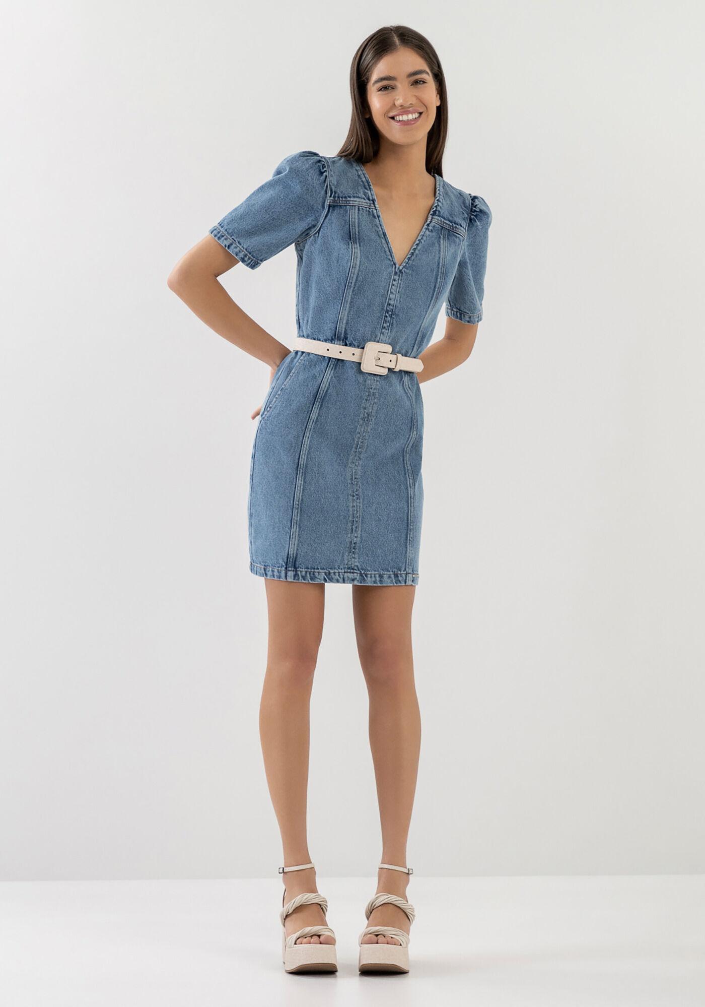 Vestido jeans sale justo curto