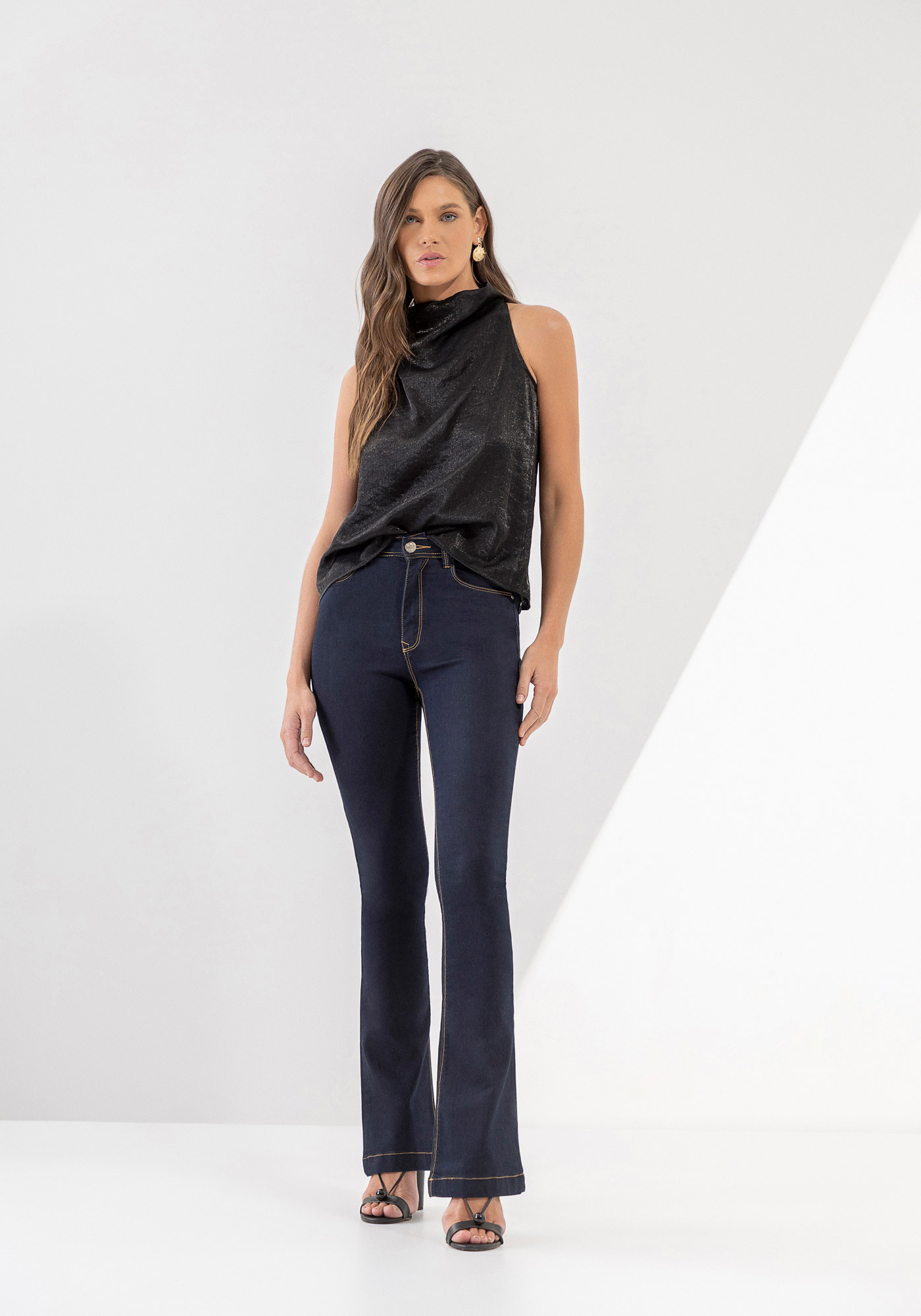 Calça Jeans Flare Bootcut Super Alta Sustentável